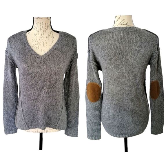 Retro D Small Gray Knit Sweater V Neck - Picture 1 of 5